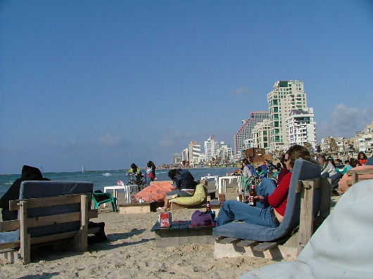 Strandcaf&eacute;, TLV