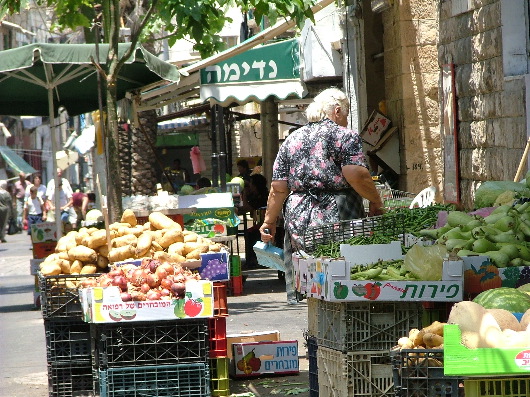 Gem&uuml;sestand im Wadi Nisnas, Haifa