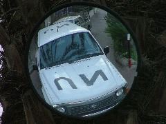 Jeep der Vereinten Nationen auf Hotelparkplatz (TLV)
