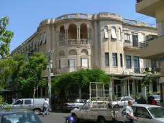 Britischer Kolonialstil im Süden der Stadt