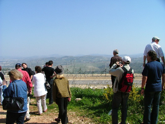 Zaun-Tourismus an der "Gr&uuml;nen Linie"