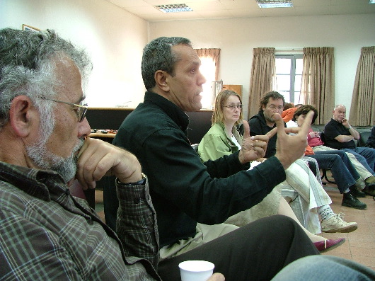 Farhad bei Bericht &uuml;ber j&uuml;disch-arabische Jugendbegegnungen