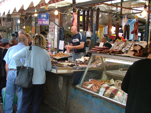 W&uuml;rste und Kekse