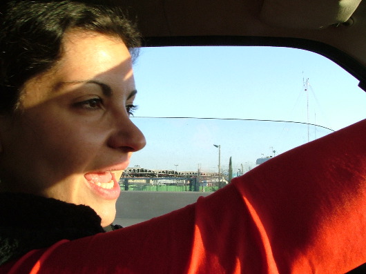 Anna f&auml;hrt im Sonnenschein