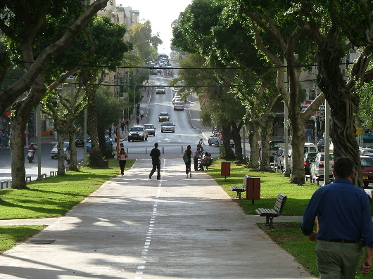Blick auf die Kreuzung Hamelech Georg IV / Bograshov