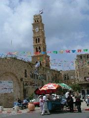 Schiefer Turm (bzw. schiefe Aufnahme)