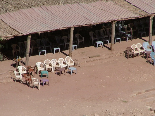 Noch ein Preview auf die Ausstellung im n&auml;chsten Jahr: "Plastikst&uuml;hle im Nahen Osten"