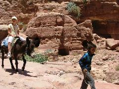 HARTZ V: 2 Jahre ohne Grundschulplatz?! - Ab auf den Arbeitsmarkt!!